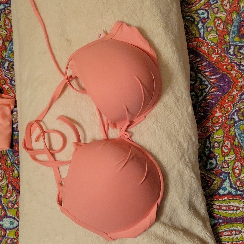 Bikini top